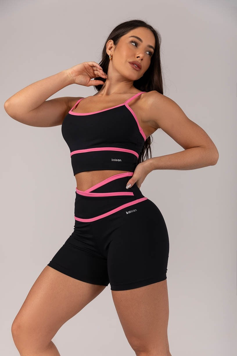 [CONJUNTO]  Top + Short com Cós Transpassado e Chapado (Preto / Rosa Chiclete) | Ref: K4297-A